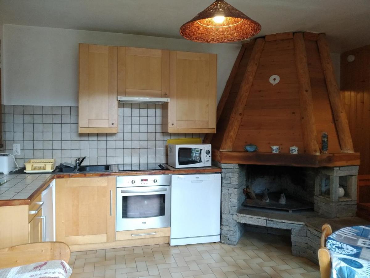Chalet Avec Jardin ブール・サン・モーリス エクステリア 写真